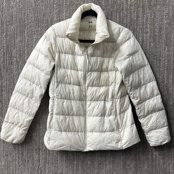Uniqlo Ultra Light Down Packable Women's Cream Puffer Jacket Size Small 0089 - Picture 1 of 10